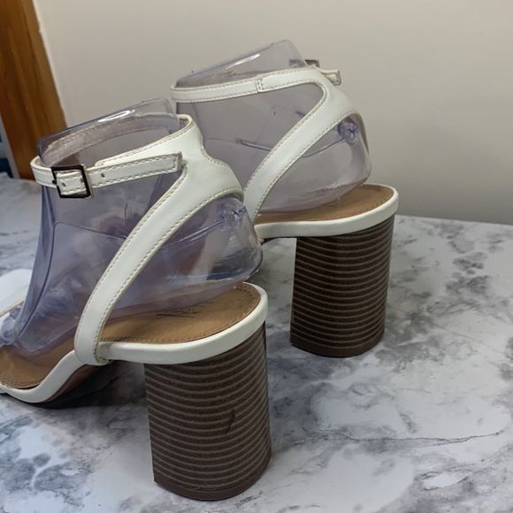 90's Y2K Chunky Heel, Square Toe Ankle Strap Heel in size 8.5 ASOS - Picture 5 of 16